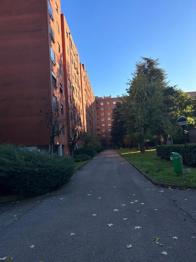 Casa Vacanze 1702, Con La Camera Matrimoniale Con Il Bagno Privato E Un Soggiorno Comune Milano Ngoại thất bức ảnh
